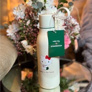 🔥SOLD🔥Hello Kitty x Starbucks 20oz Water Bottle Tumbler Limited Edition 2025